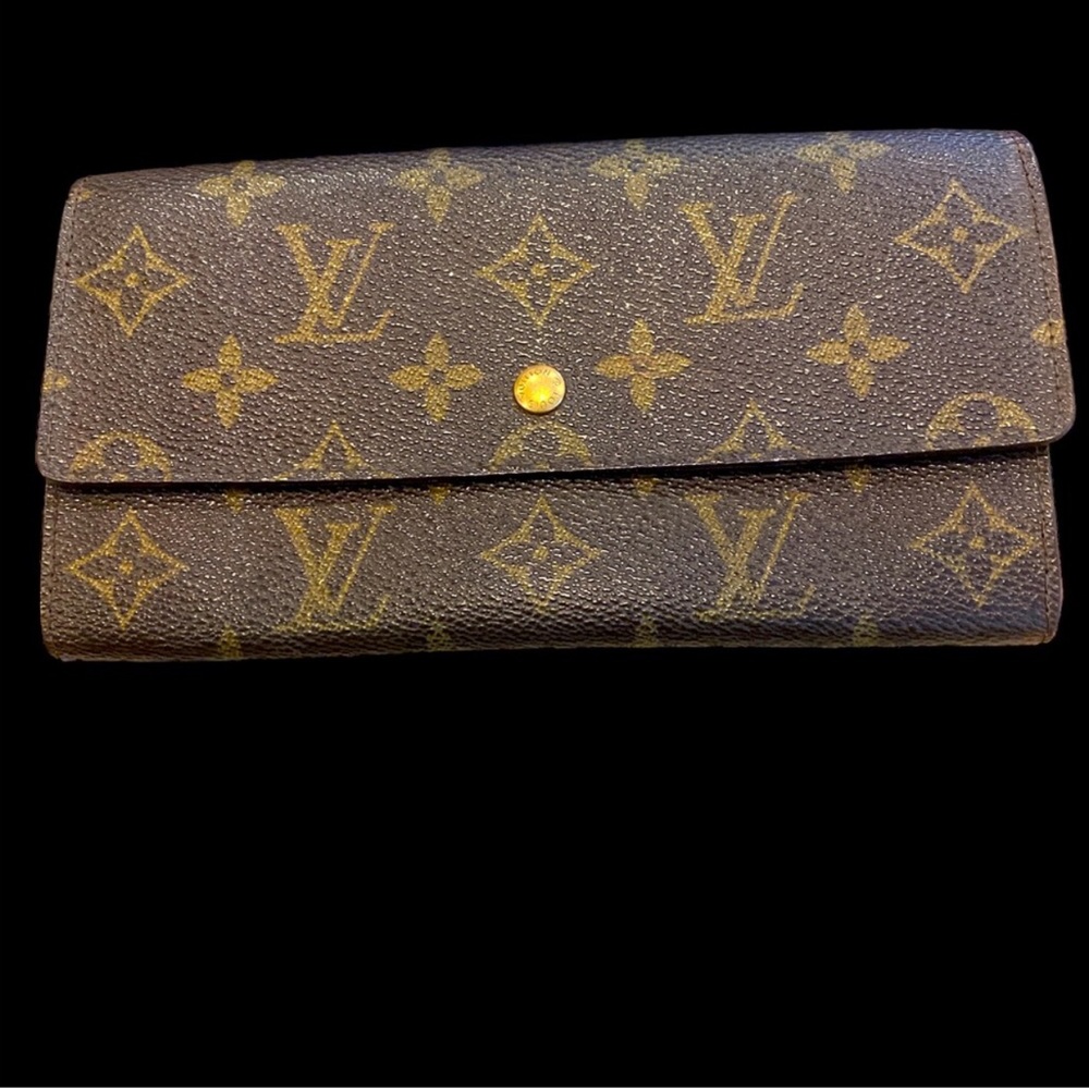 Vintage 1987 Louis Vuitton Sarah Wallet